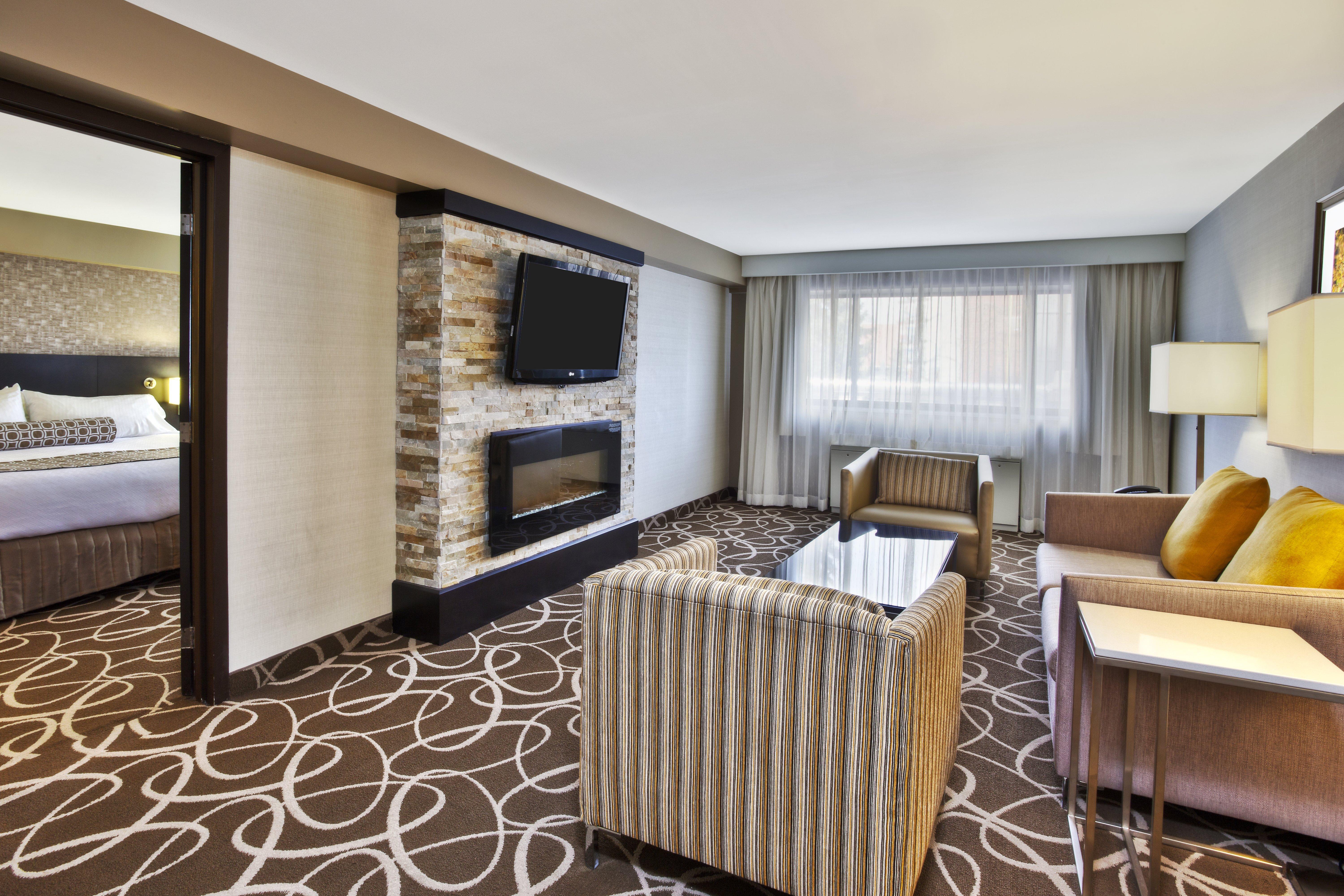 คราวน์ พลาซา คิตเชนเนอร์-วอเตอร์ลู Hotel คิทเชอเนอร์ ภายนอก รูปภาพ